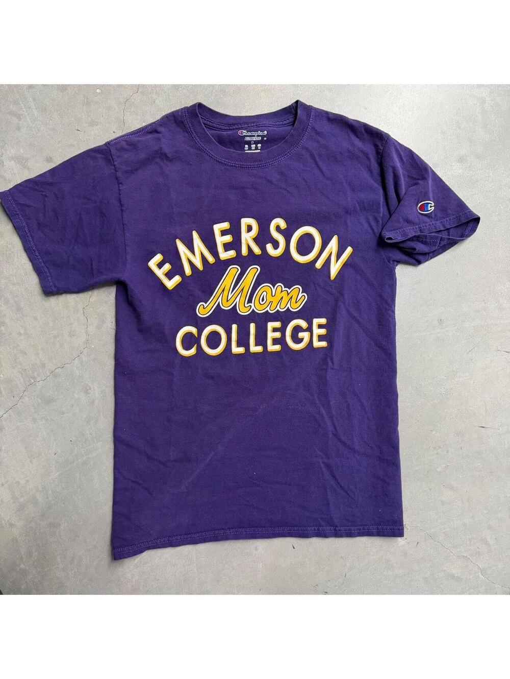 Y2K Women's Emerson University Mom Champion Tee Sized Small